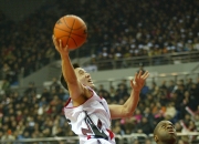 开云体育中国-雷霆翻盘北京队，拉文高光表现