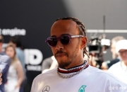 开云体育登录-威廉姆斯险胜迈凯伦，周冠宇高光表现