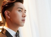 开云体育入口-绿茵密码，当曼城蓝对上德意志白，格纳布里如何点燃一场跨越身份的对话