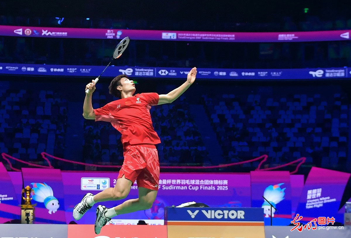 印度队轻取日本队，石宇奇点燃赛场