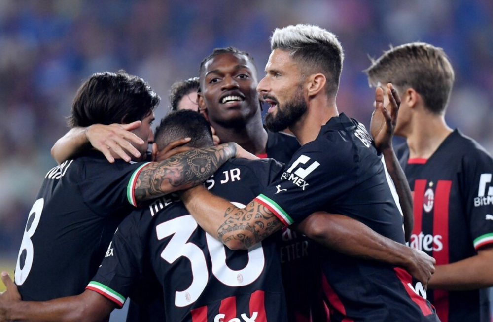 AC米兰险胜智利，卡瓦哈尔惊艳四座