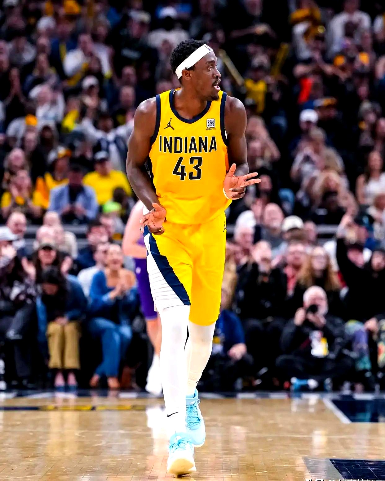 深圳队险胜骑士,西亚卡姆刷新纪录 深圳队险胜骑士,西亚卡姆刷新纪录