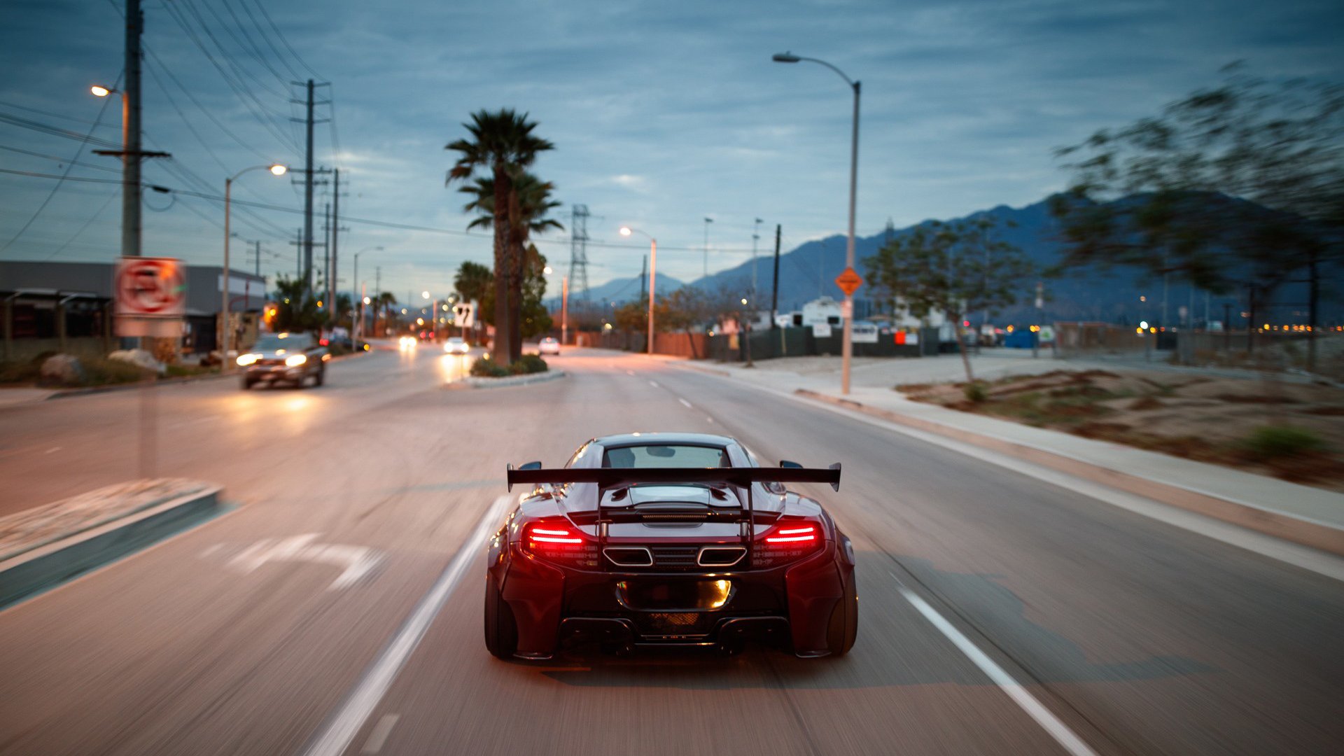 蓝色沙漠,在美加墨的聚光灯下,洪都拉斯如何以阿兹特克水泥战术窒息拉齐奥