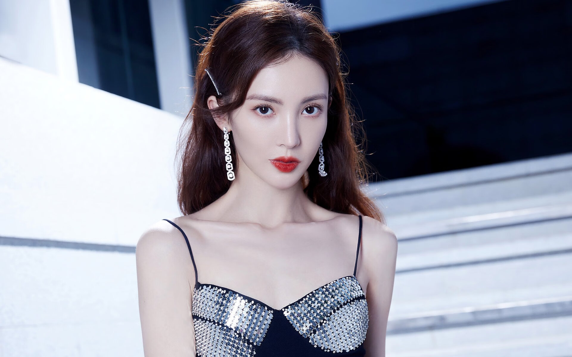 跨越东西半球的争冠号角,英超激战与太阳晋级的双重焦点