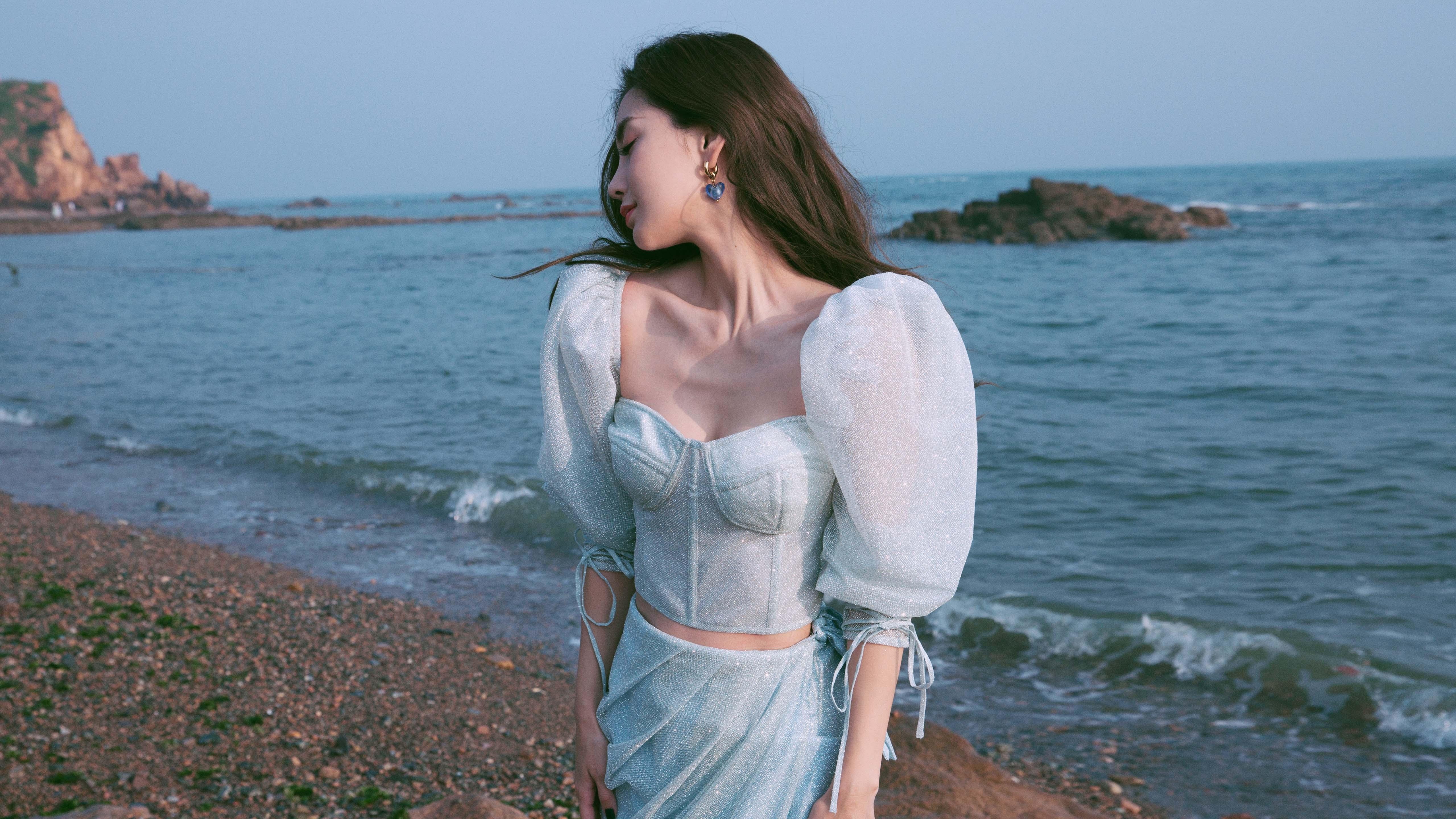 欧战夜双星闪耀,萨卡独造三球,塞维利亚闪电战击溃药厂