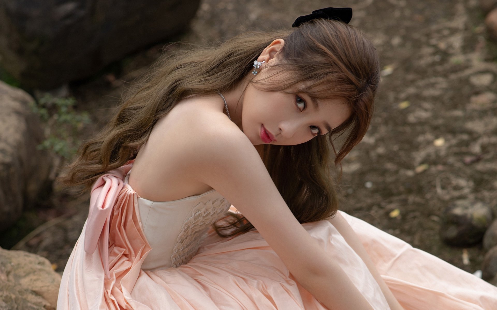 教科书与终场哨,穆勒的完美布局与里昂的绝命一击